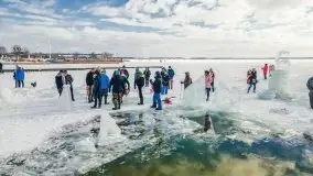 Fotorelacja z rzeźbienia w lodzie w Giżycku - zdjęcie 67
