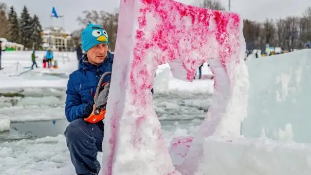 Fotorelacja z rzeźbienia w lodzie w Giżycku - zdjęcie 5