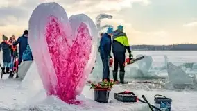 Fotorelacja z rzeźbienia w lodzie w Giżycku - zdjęcie 31