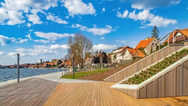 Cisza przed burzą, czyli kwiecień na promenadzie w Mikołajkach - zdjęcie 6