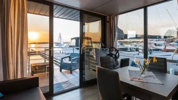 Domy na wodzie - oferta dla ceniących pobyt nad samą wodą - zdjęcie 5