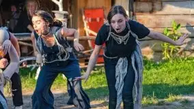 Przedstawienie teatralne "Garby" w porcie Tło Dla Mew - zdjęcie 27