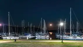 Kolory i klimat nocnego portu w Sztynorcie - zdjęcie 20