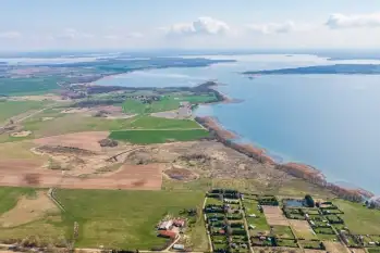 Działka przy Szlaku Wielkich Jezior - j. Dobskie - zdjęcie 5