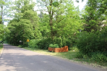 Nieduże poniemieckie siedlisko, 5 km od Karwicy i jeziora Nidzkiego - zdjęcie 14