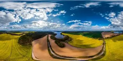 Rzepakowe pola, jezioro Tałtowisko