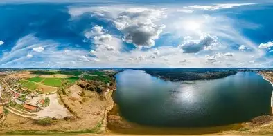 Wschodnia część Mikołajek i jez. Mikołajskiego