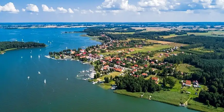 Coś prostszego, Rydzewo leży nad dwoma jeziorami, znasz je?